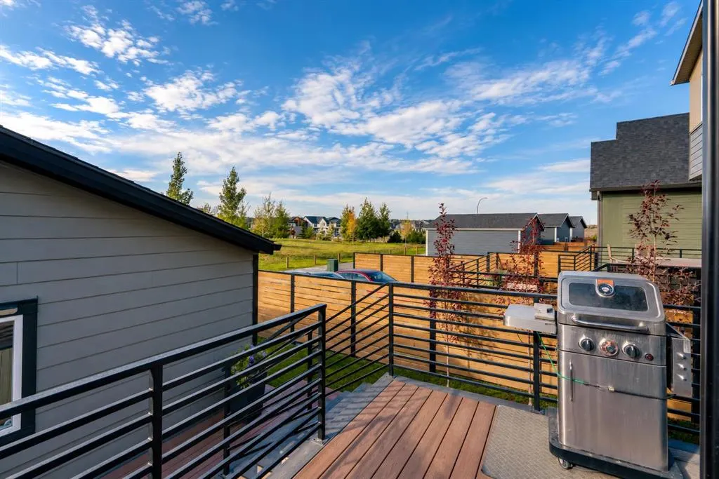 233 Haskayne Drive NW