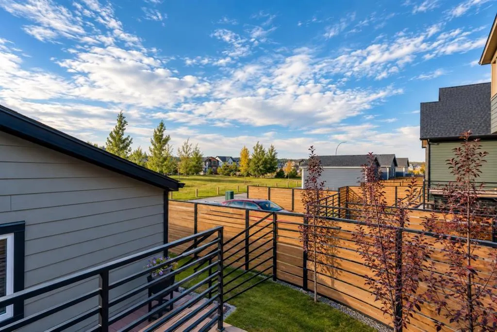 233 Haskayne Drive NW