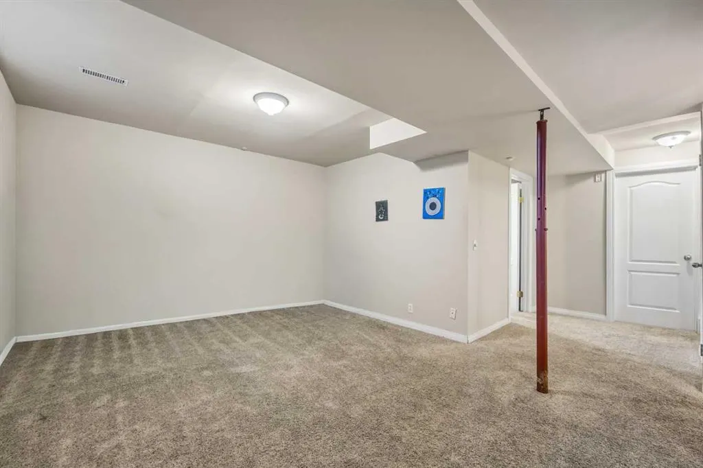 25 Sheep River Drive