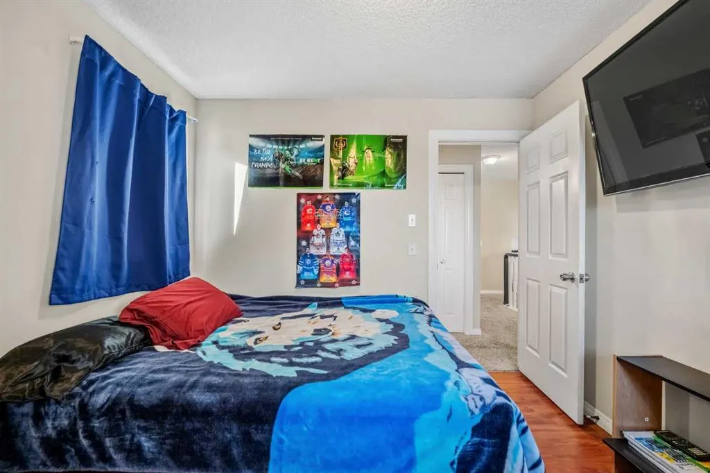25 Sheep River Drive