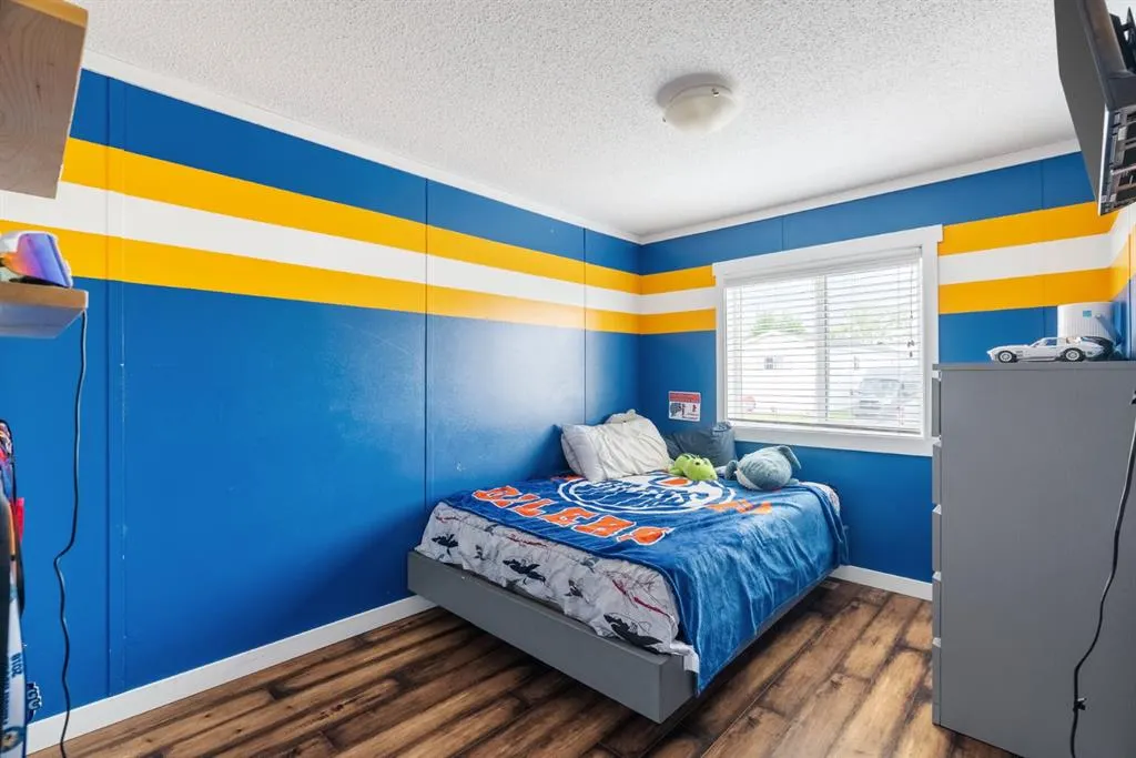 224 Clausen Crescent