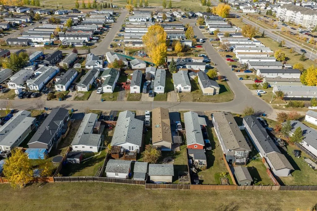 224 Clausen Crescent