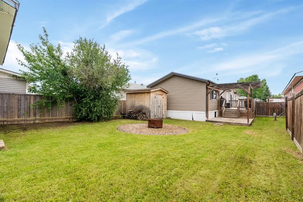 224 Clausen Crescent