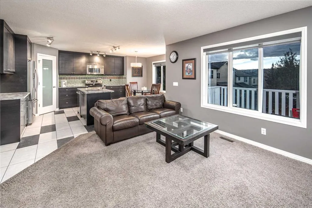 73 Evansbrooke Way NW