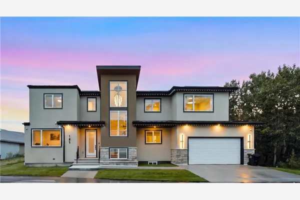105 Rockhaven Green NW