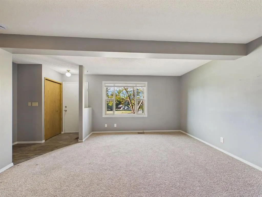 4 Manning Street #B