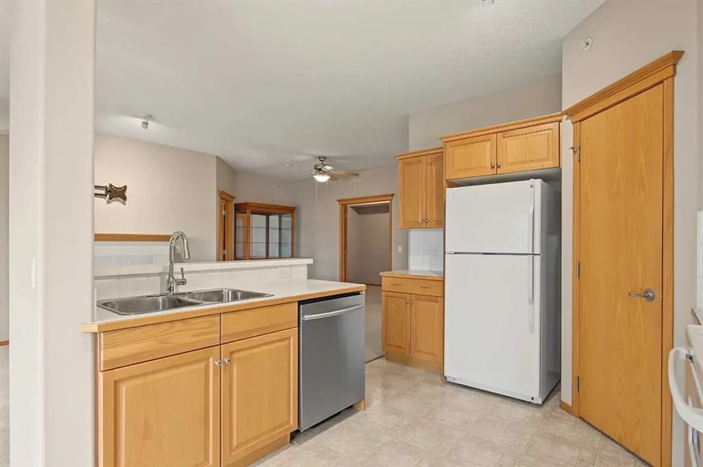 15 Everstone Drive SW #209