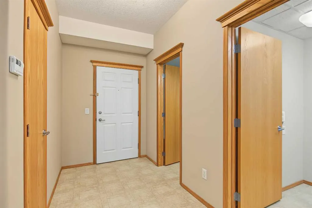15 Everstone Drive SW #209