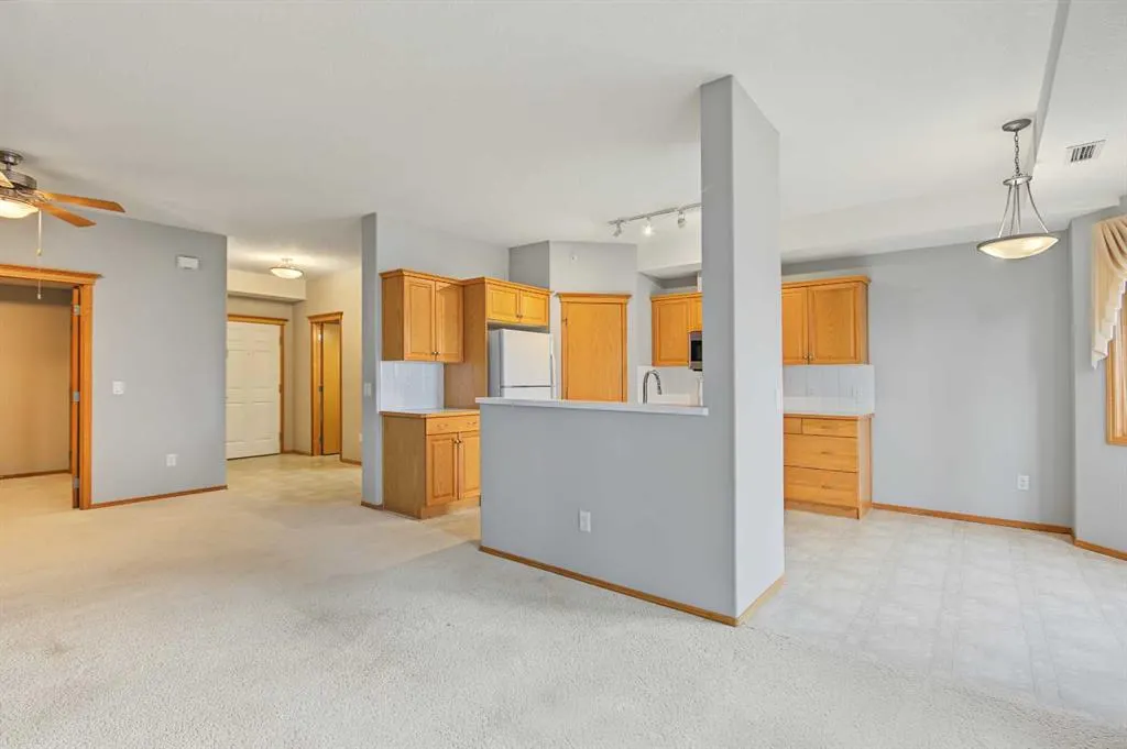 15 Everstone Drive SW #209