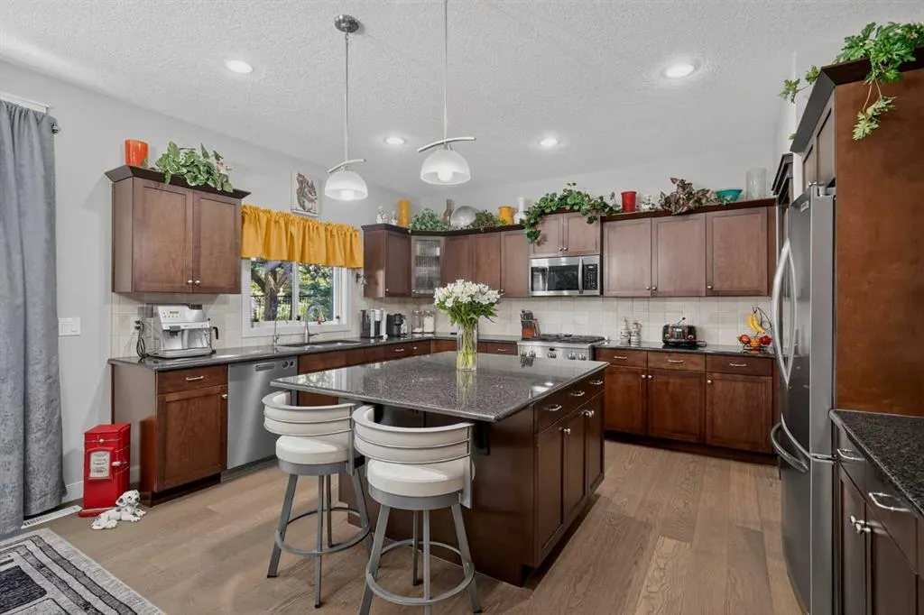 12 Crestridge Rise SW