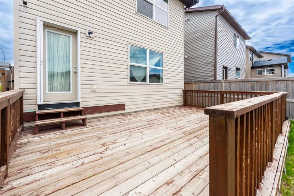 238 Skyview Point Road NE