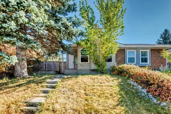 143 Rundleson Way NE