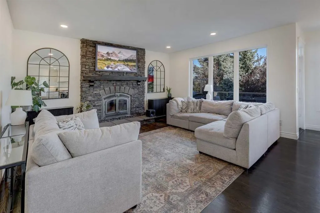 35 Palomino Boulevard