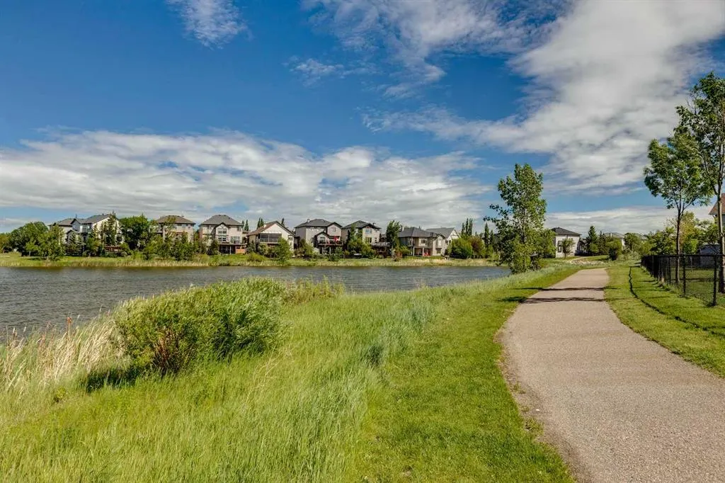 572 West Creek Point