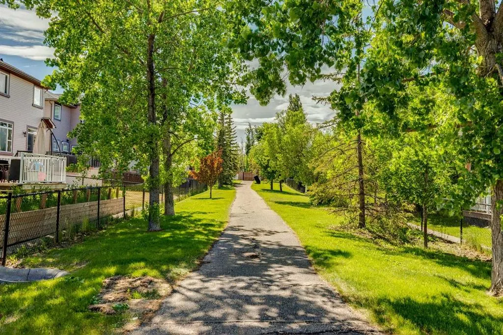 572 West Creek Point