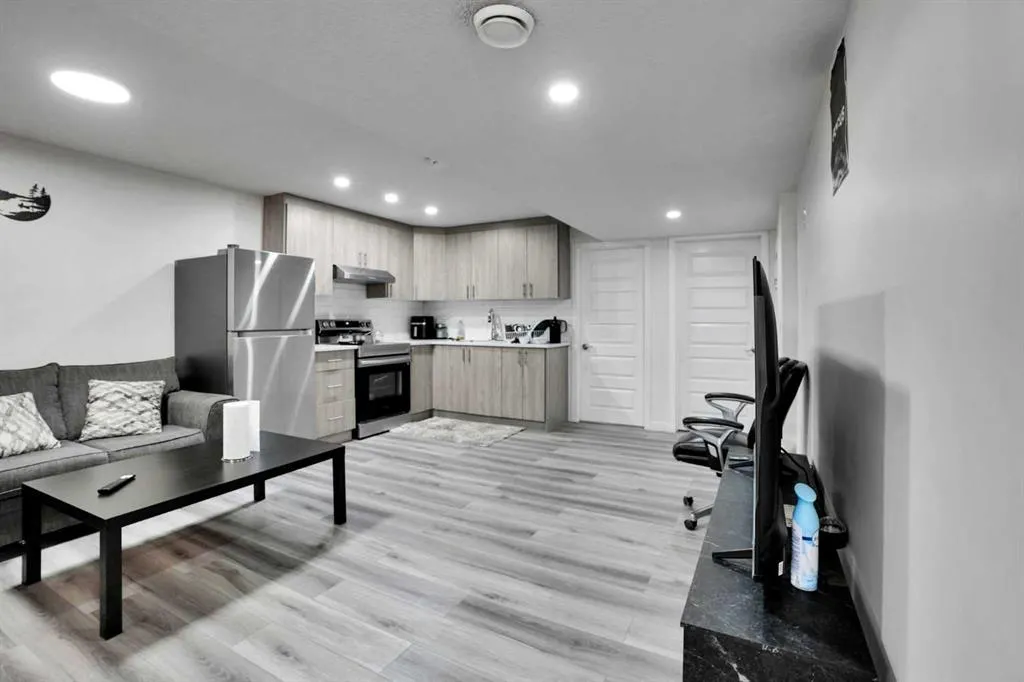 101 Corner Ridge Mews NE