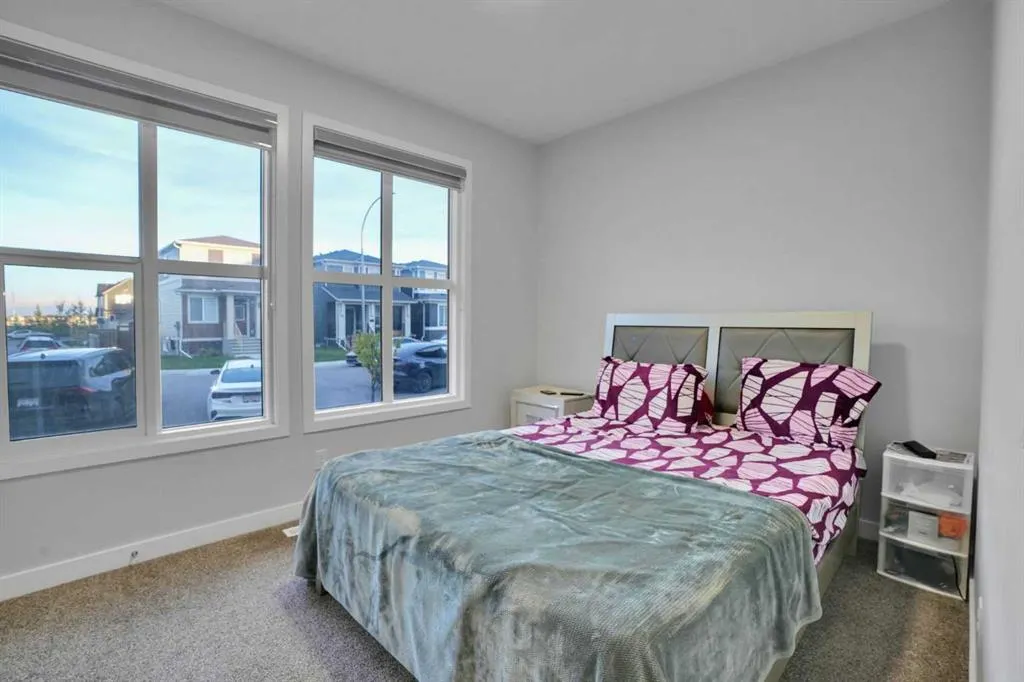 101 Corner Ridge Mews NE