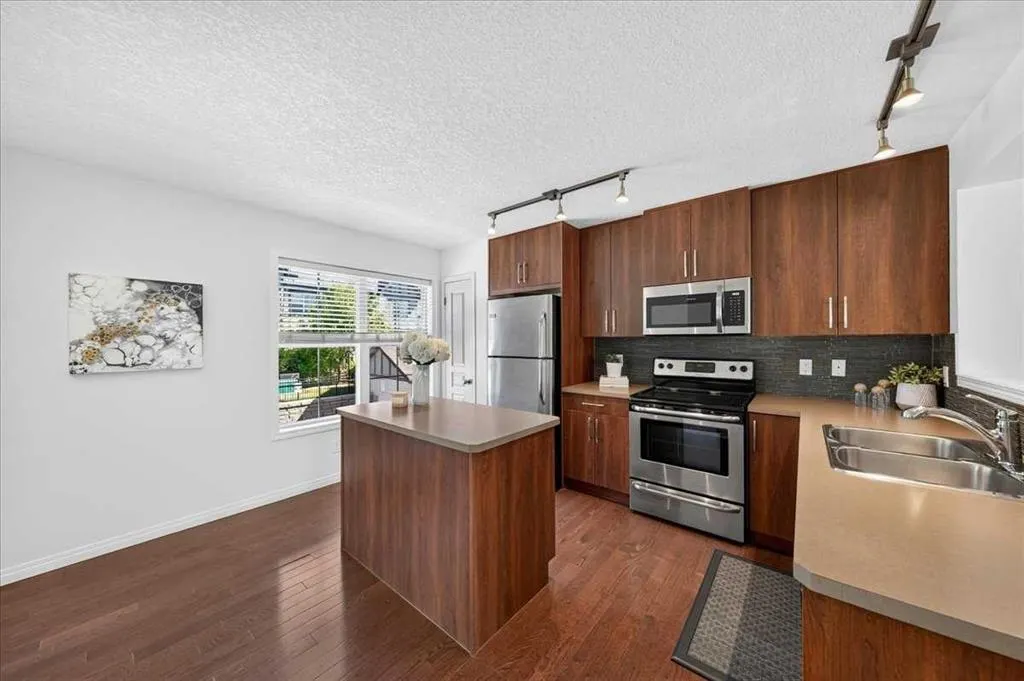 38 Cranford Drive SE