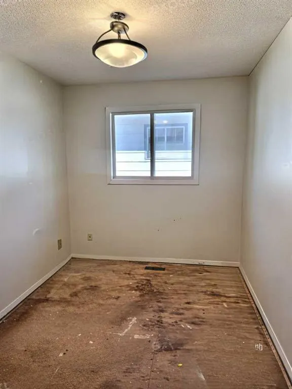 50 Jerry Potts Boulevard W