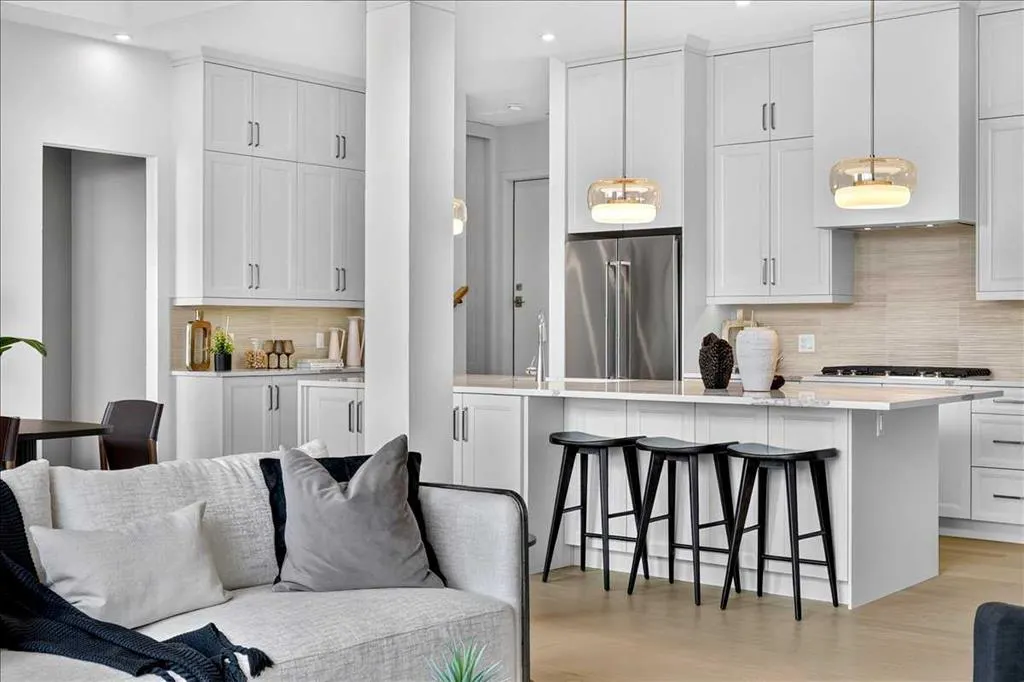 140 Marina Cove SE #102