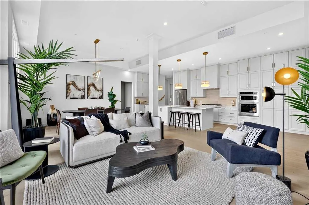 140 Marina Cove SE #102