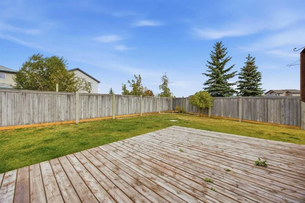 213 Coyote Crescent