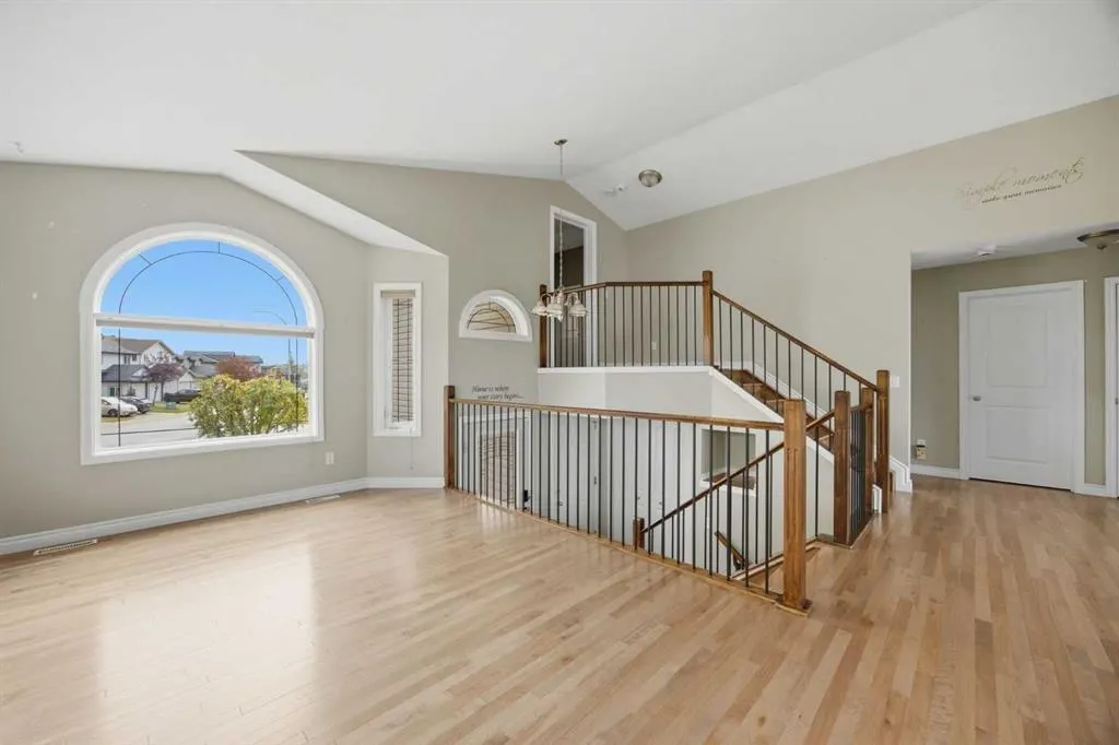 213 Coyote Crescent