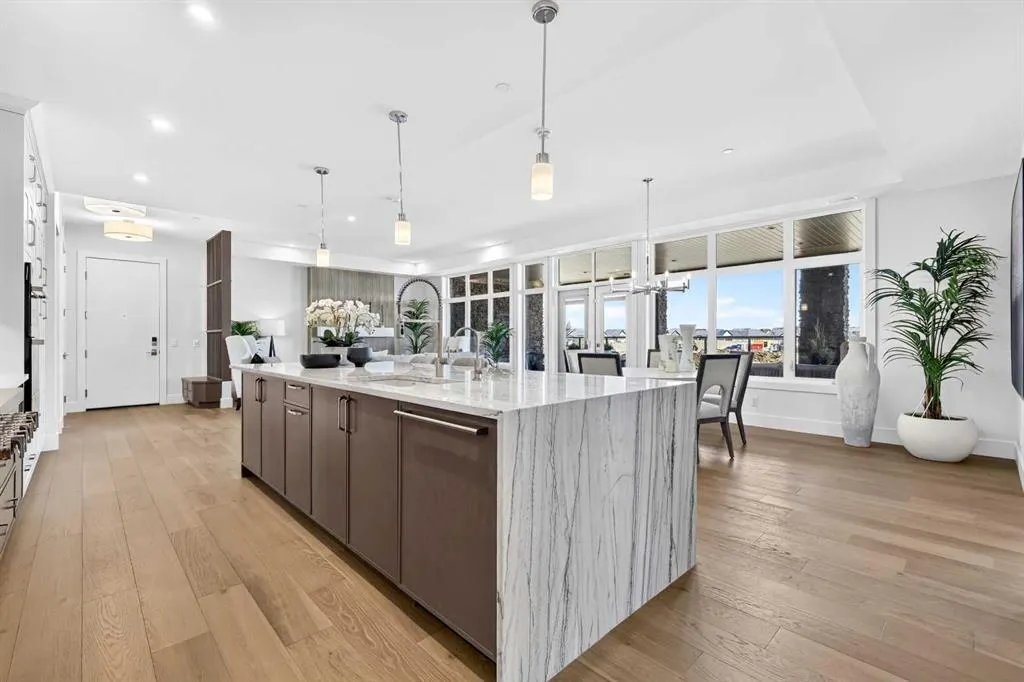 140 Marina Cove SE #202