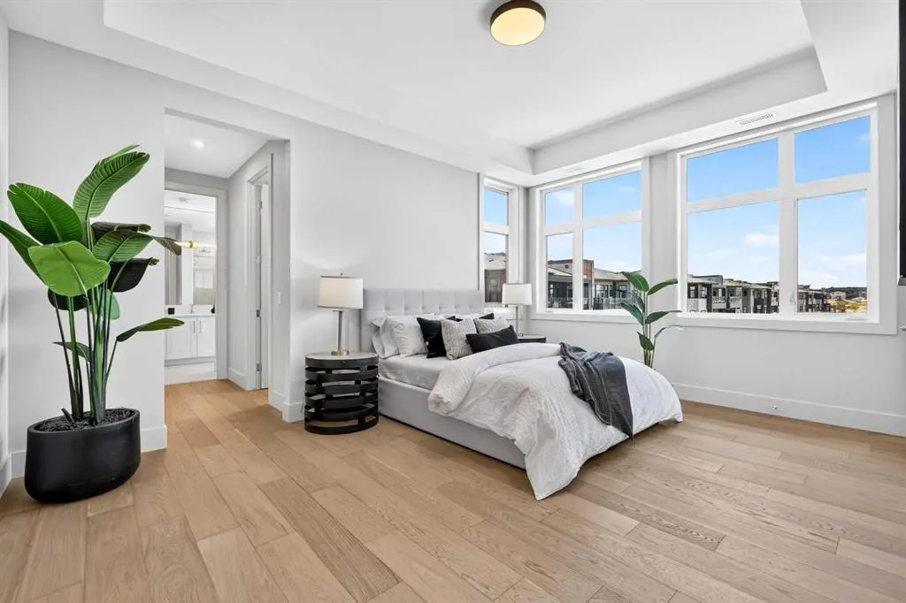140 Marina Cove SE #302