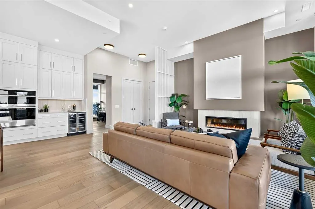 140 Marina Cove SE #302