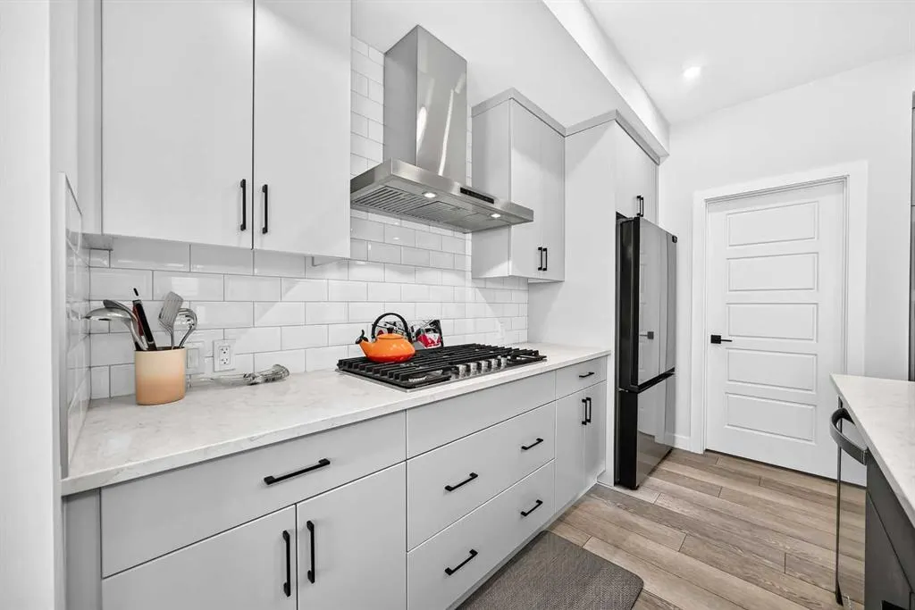 19 Versant View SW