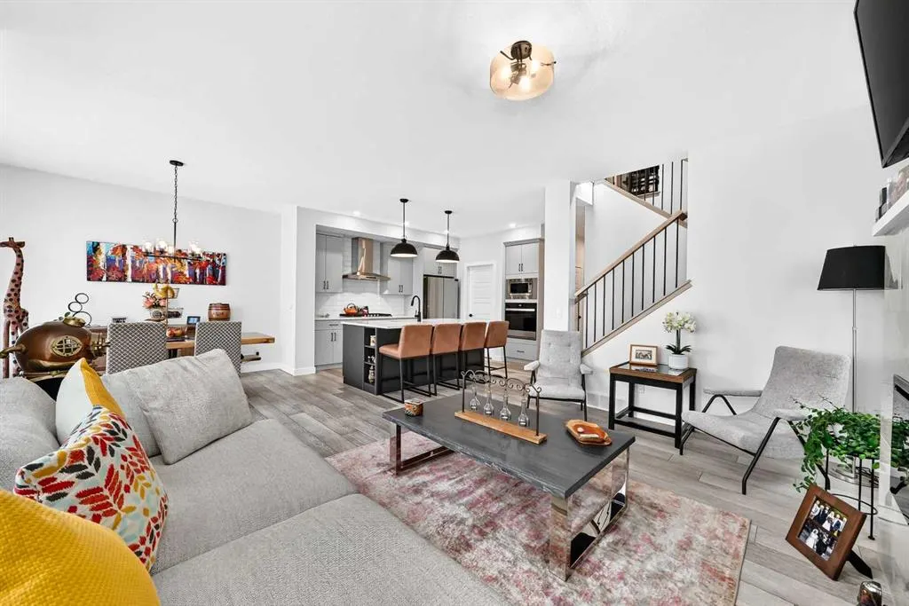 19 Versant View SW