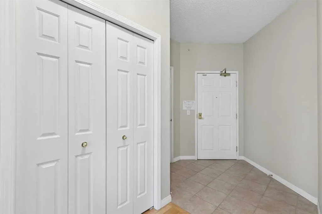5201 Dalhousie Drive NW #420