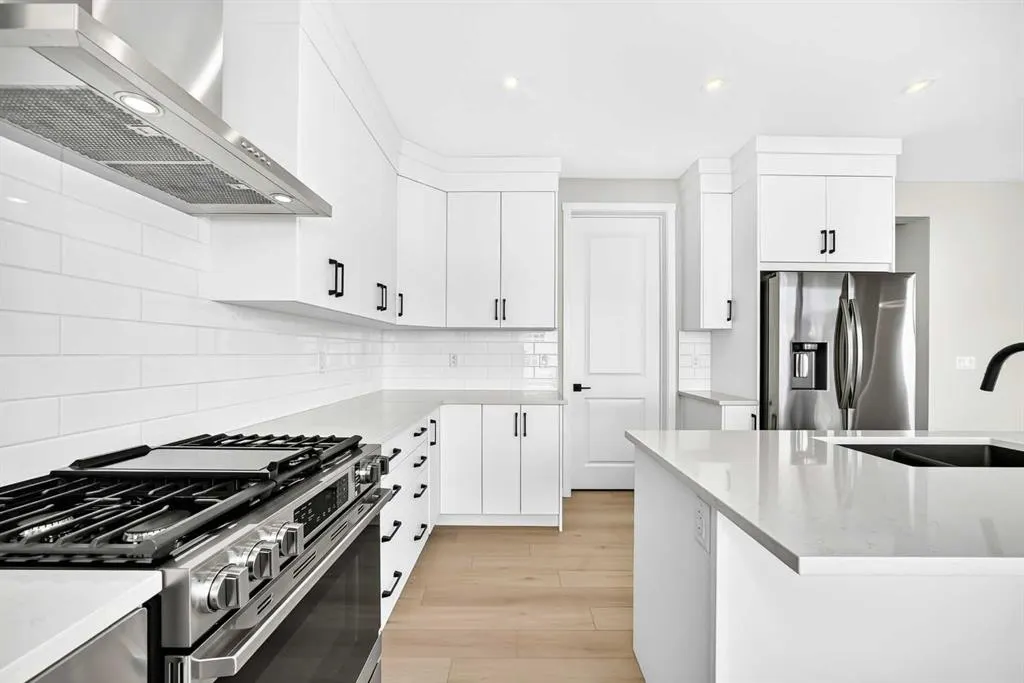 90 Cityline Common NE