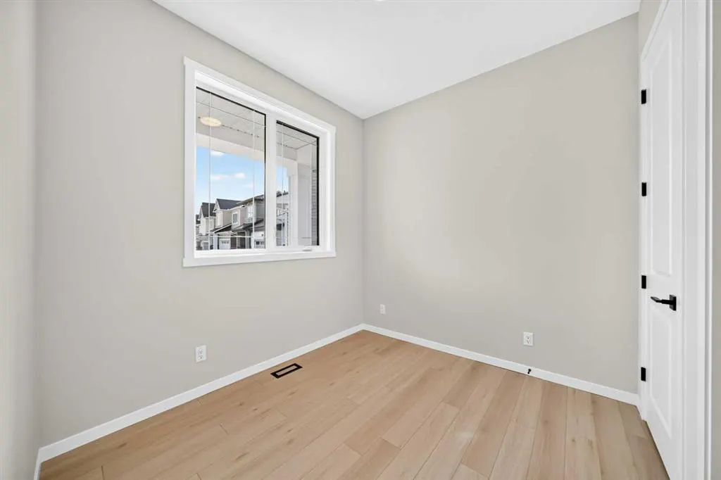 90 Cityline Common NE