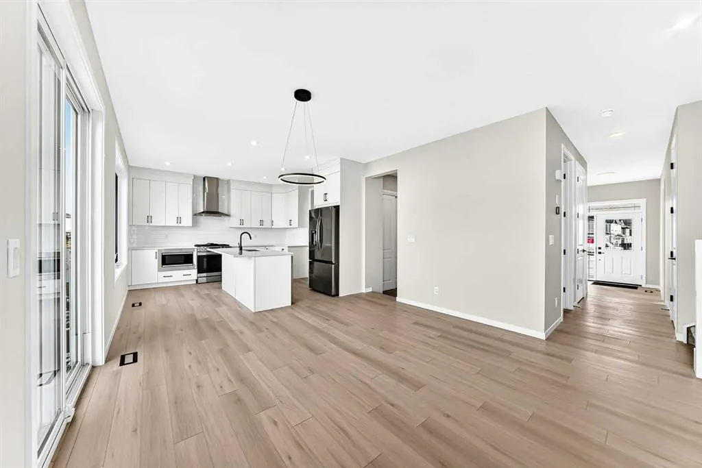 90 Cityline Common NE