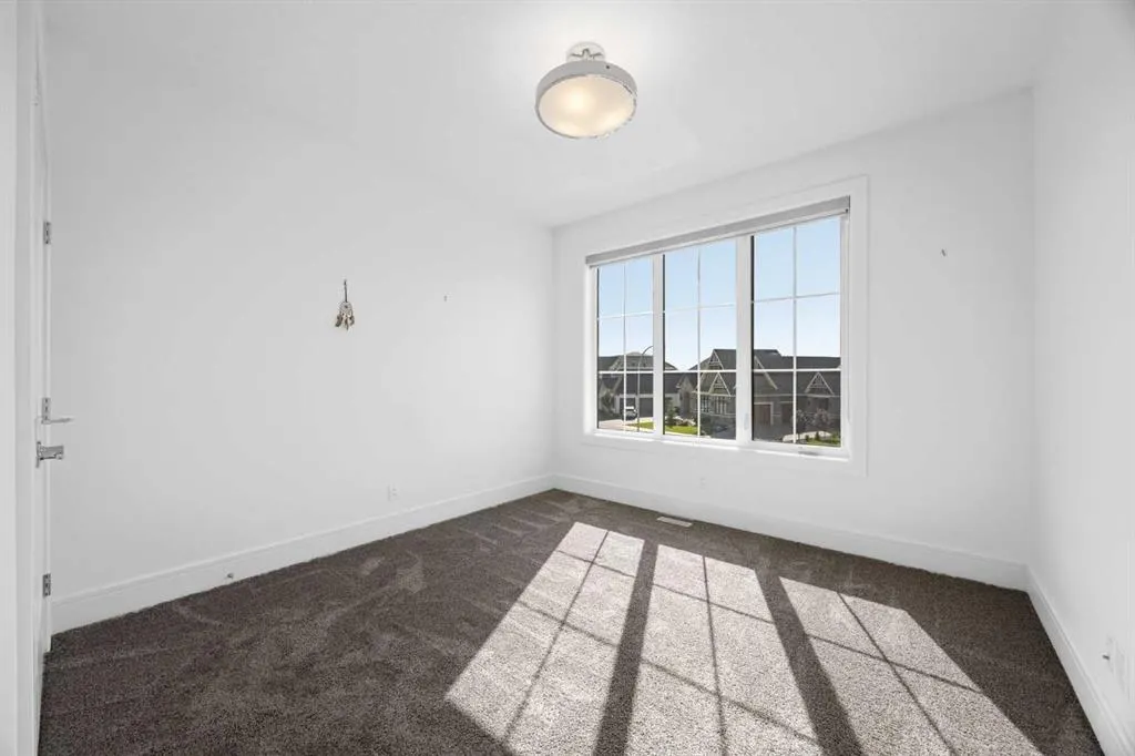 351 Marina Landing SE