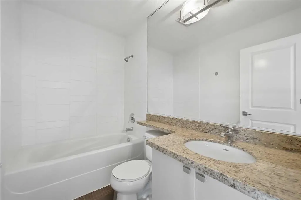 77 Spruce Place SW #1003