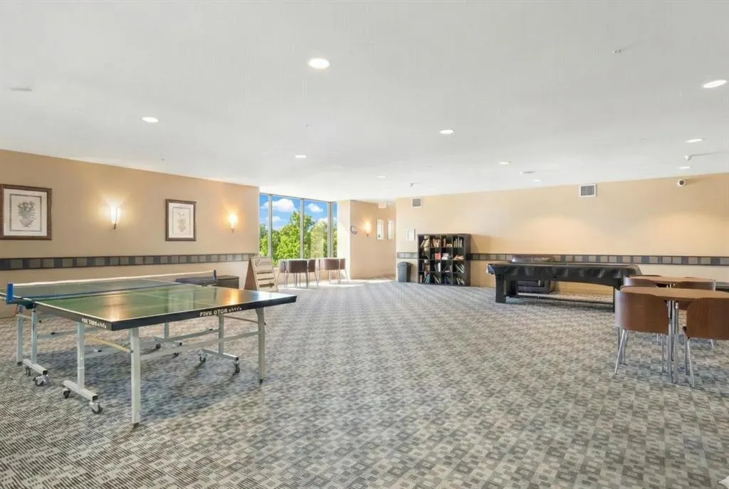 77 Spruce Place SW #1003
