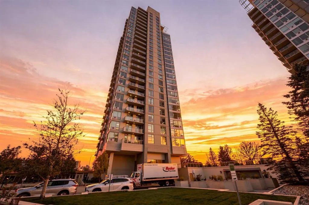 77 Spruce Place SW #1003