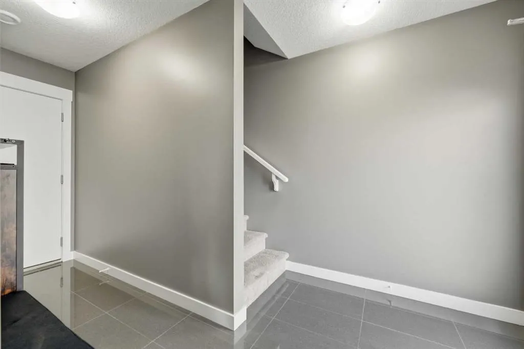 111 Rainbow Falls Gate #30