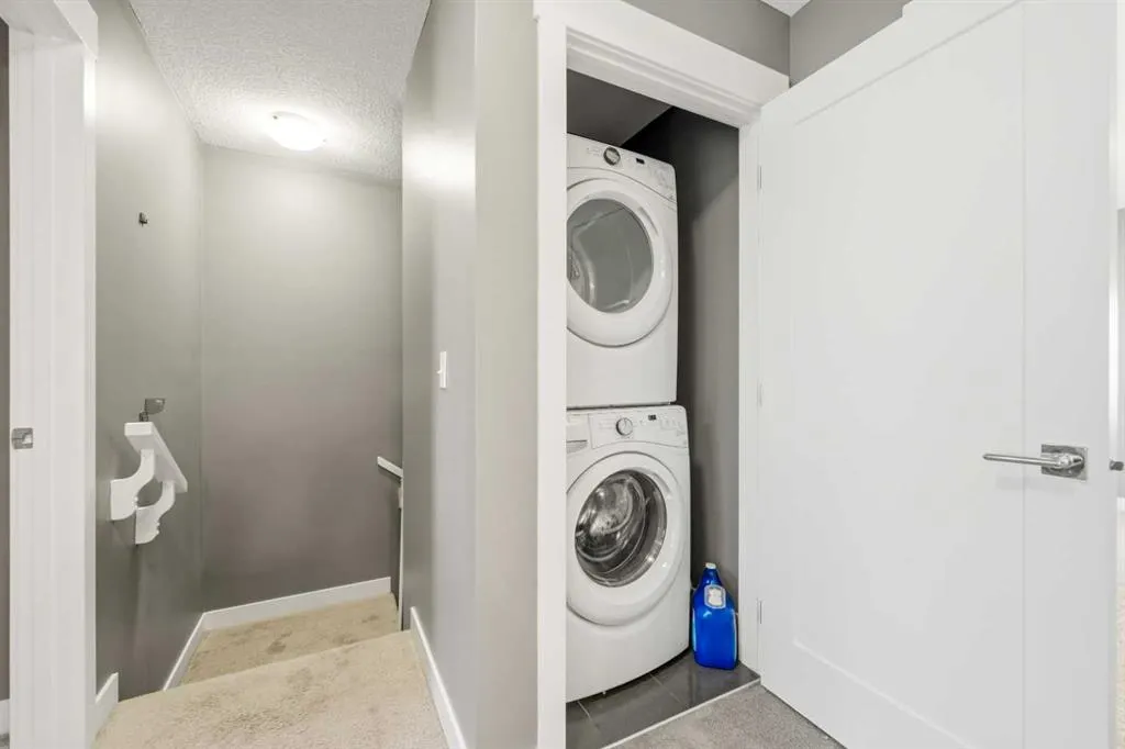 111 Rainbow Falls Gate #30