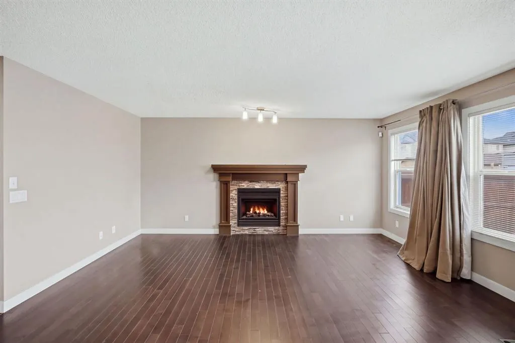 358 Skyview Ranch Way NE