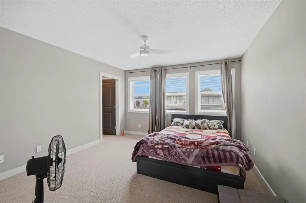 358 Skyview Ranch Way NE