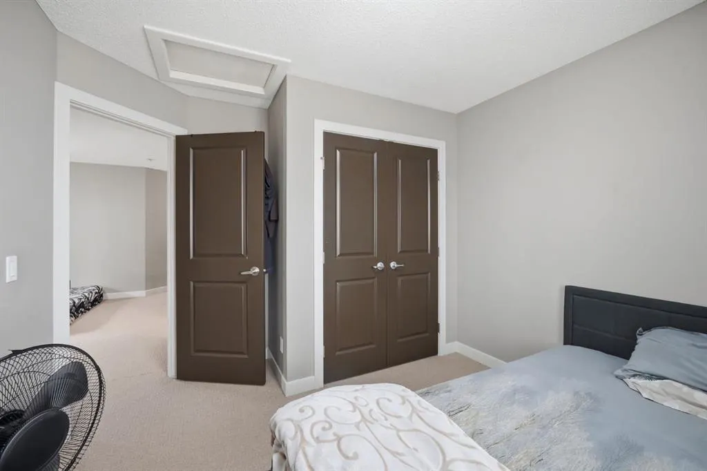 358 Skyview Ranch Way NE