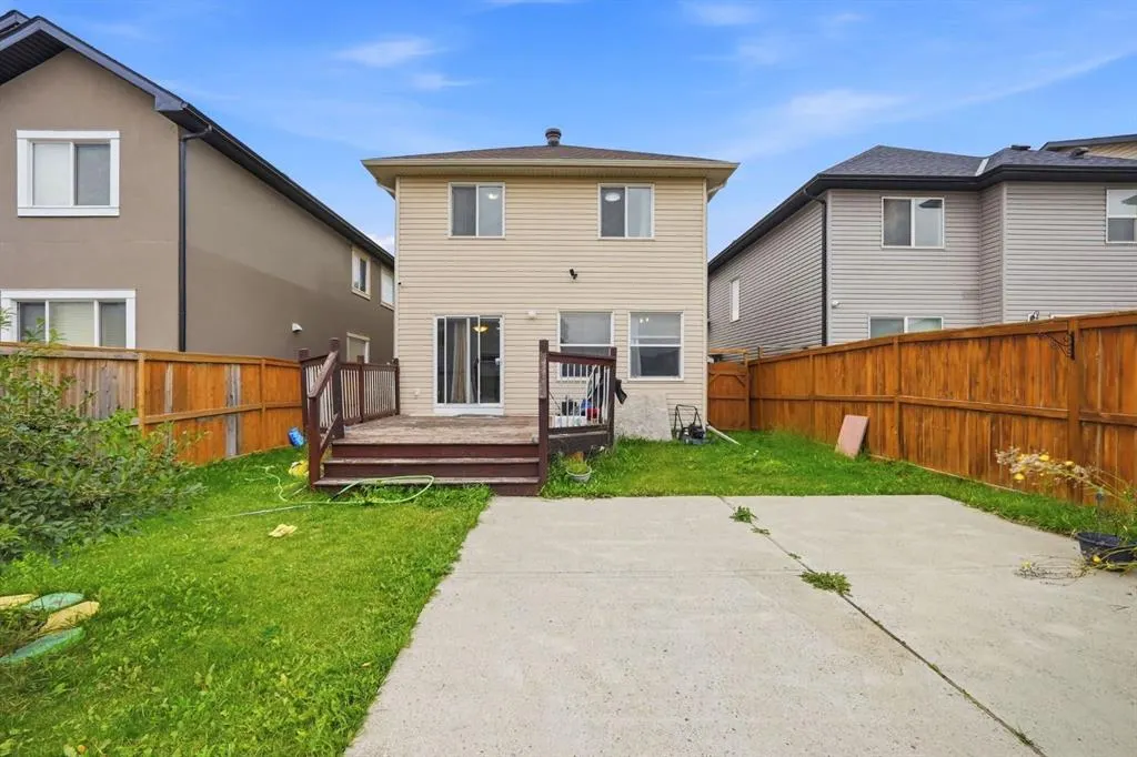 358 Skyview Ranch Way NE