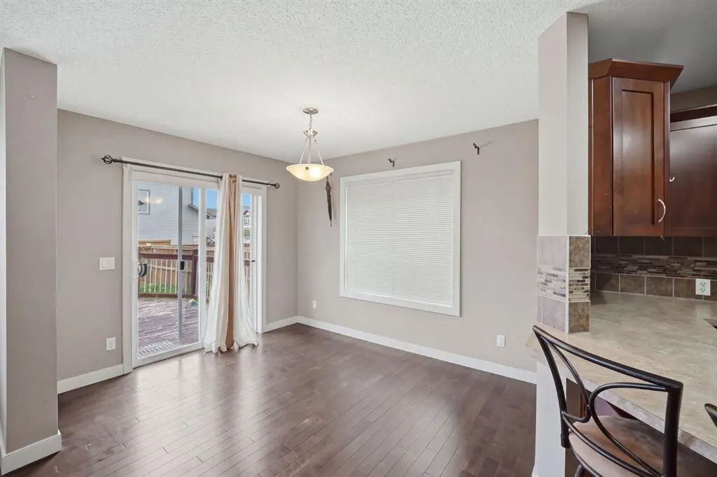 358 Skyview Ranch Way NE