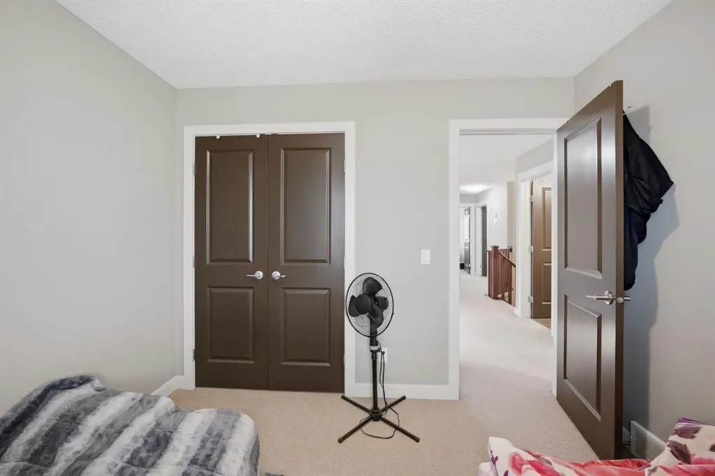358 Skyview Ranch Way NE