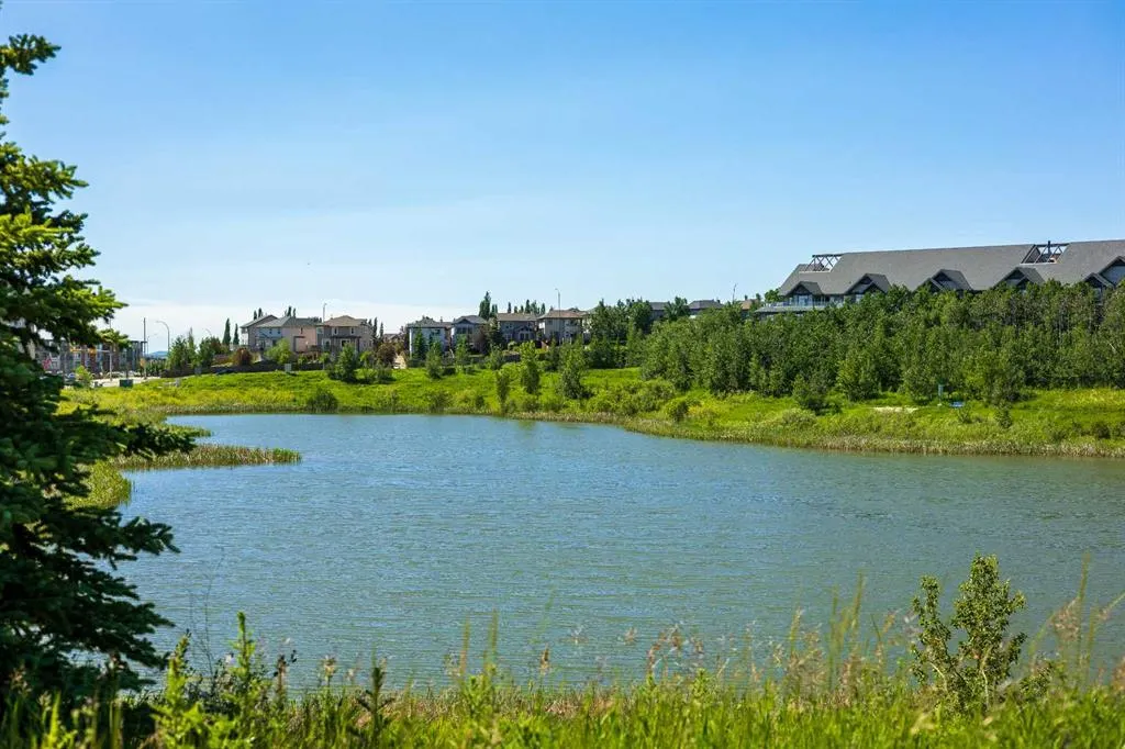 25 Aspenmont Heights SW #103