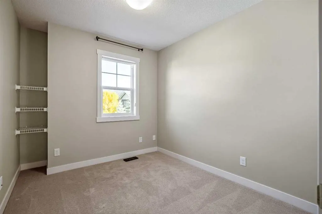 1014 Mckenzie Towne Villas SE